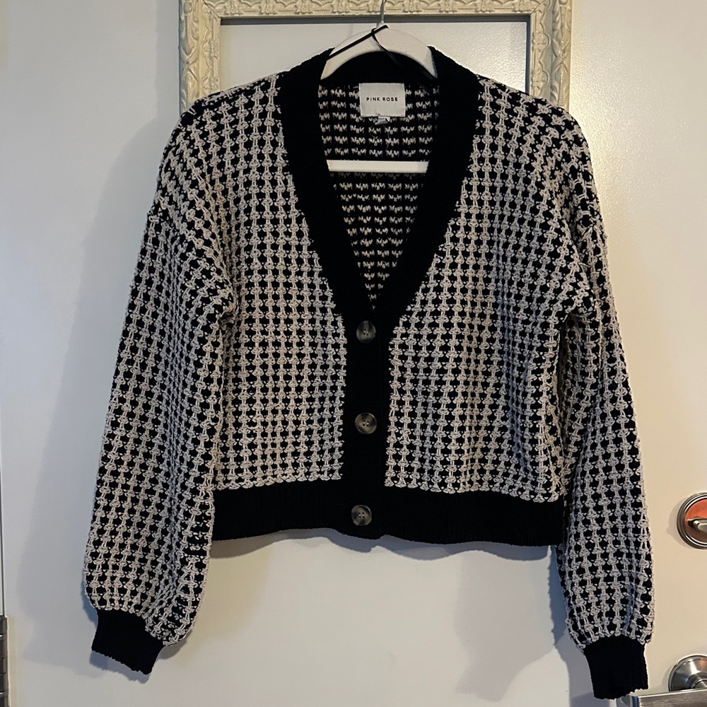PINK ROSE | Houndstooth Black and Cream Cardigan - Picture 5 of 15